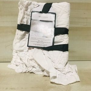 Threshold Standard Vintage Wash Ruffle Sham - White 20" x 26"